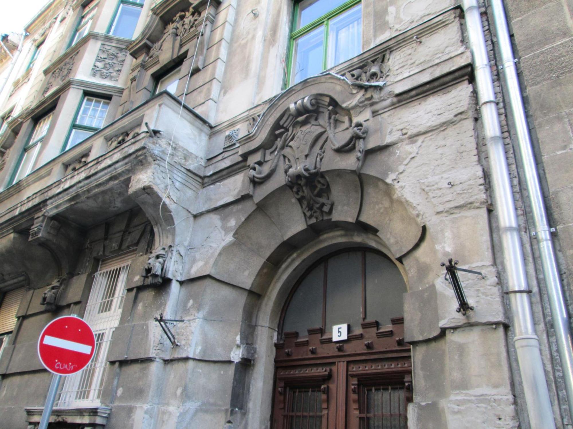 Carpe Noctem Hostel Budapest Exteriör bild
